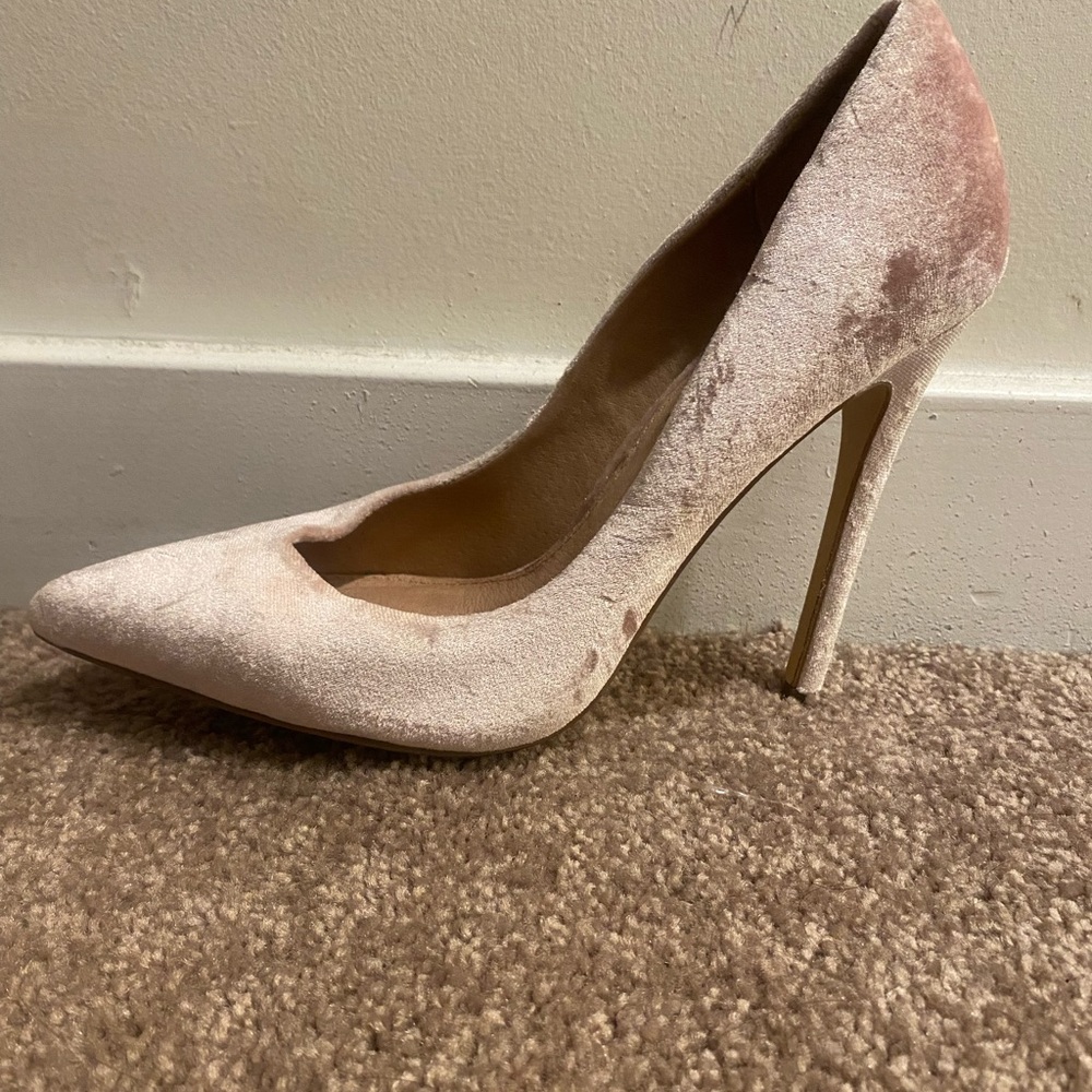 Steve Madden Blush Pink Velvet Pointed-Toe Stiletto Heels